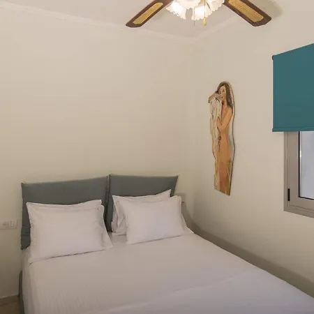 Alexandra's - Port Of * Zákynthos by