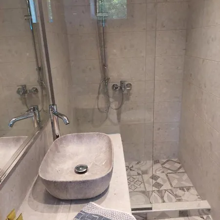 Alexandra's - Port Of * Zákynthos by